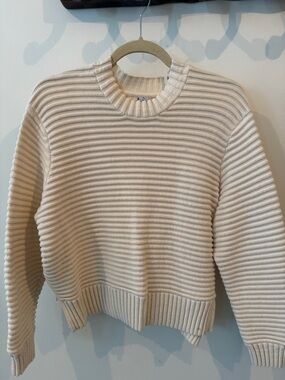 Varley sweater